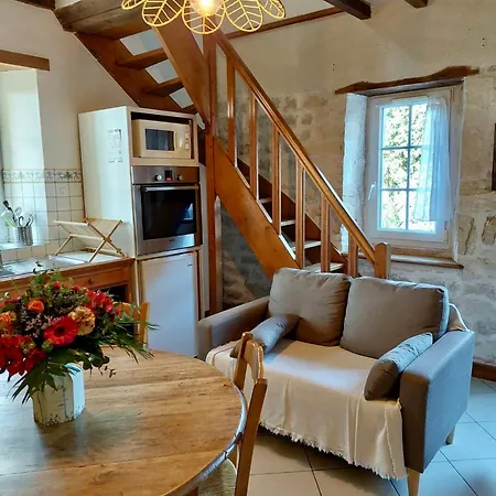 Holiday home Maison Du Terroir: Privées Avec Petit-déjeuner Artisanal Vierville-sur-Mer