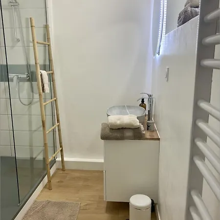 Ferienhaus Maison 2 Avec Espace Exterieur Prive Et Petit-dejeuner En Supplement - Fait-maison Et Produits Locaux